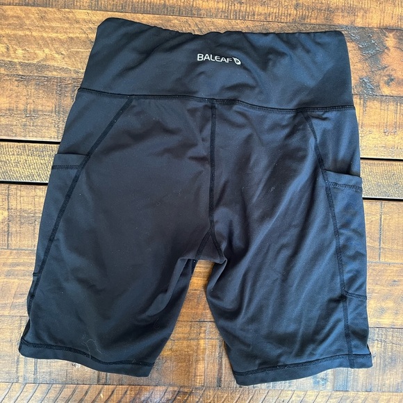 Baleaf Women's Classic Black Bike Shorts With Pockets - Picture 2 of 3